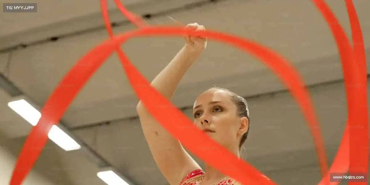 <strong>zoty中欧体育</strong>🏊‍♀️在水中自由舒展，每一次划动都是与自己的深度对话！